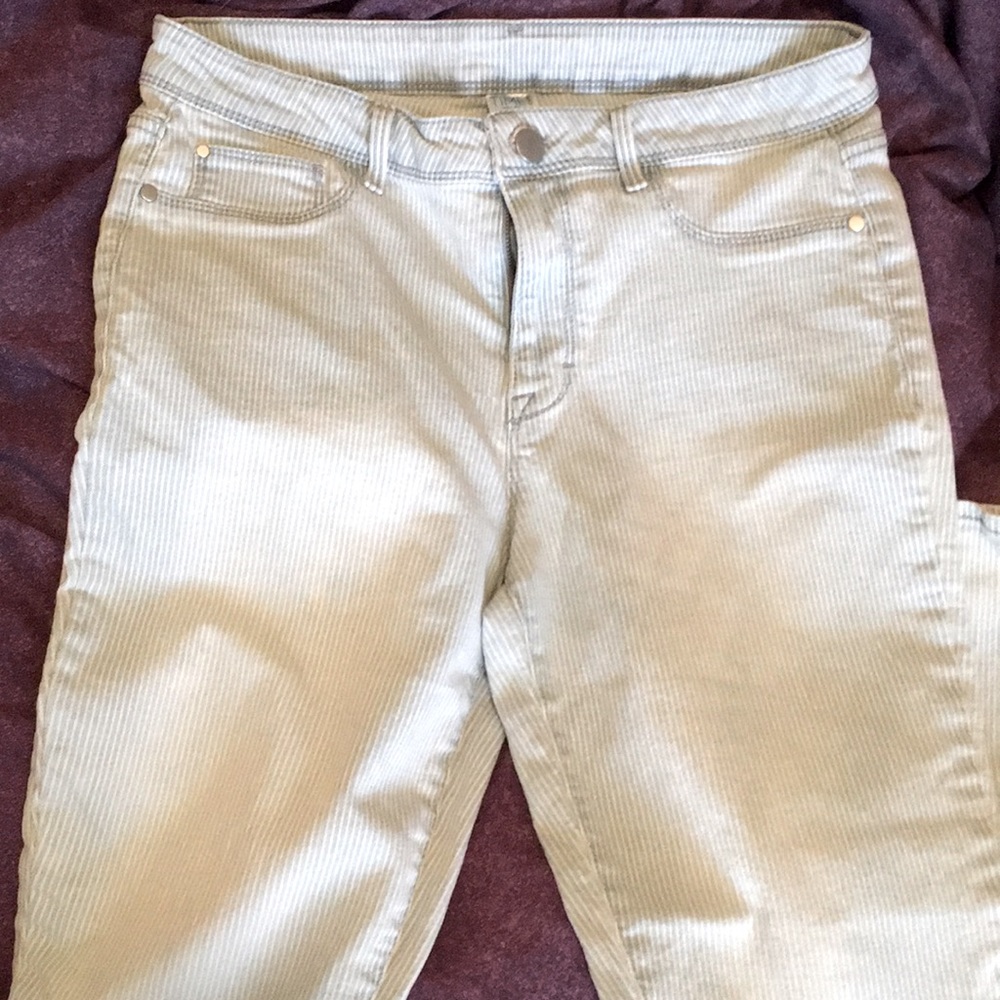 Women’s jeans